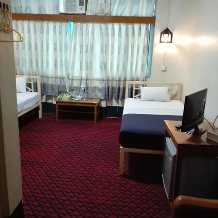 Smile Motel Pyay Esterno foto