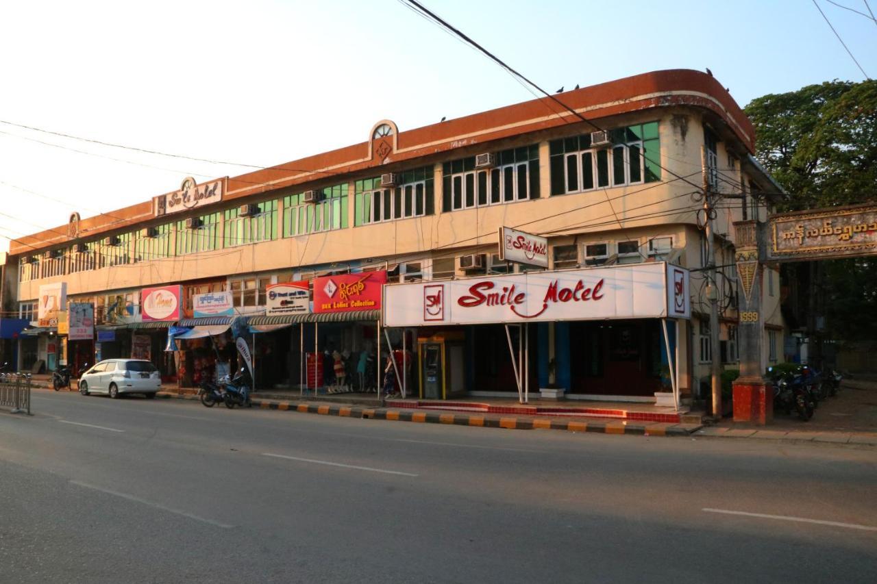 Smile Motel Pyay Esterno foto